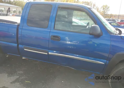 2003 Chevrolet Silverado 1500 Ls из США, поврежденный, VIN 2GCEK19T831391037